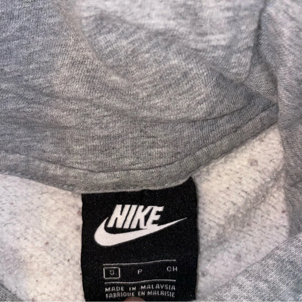 Vintage Nike Sweatshirt Hoodie! - Picture 13 of 16